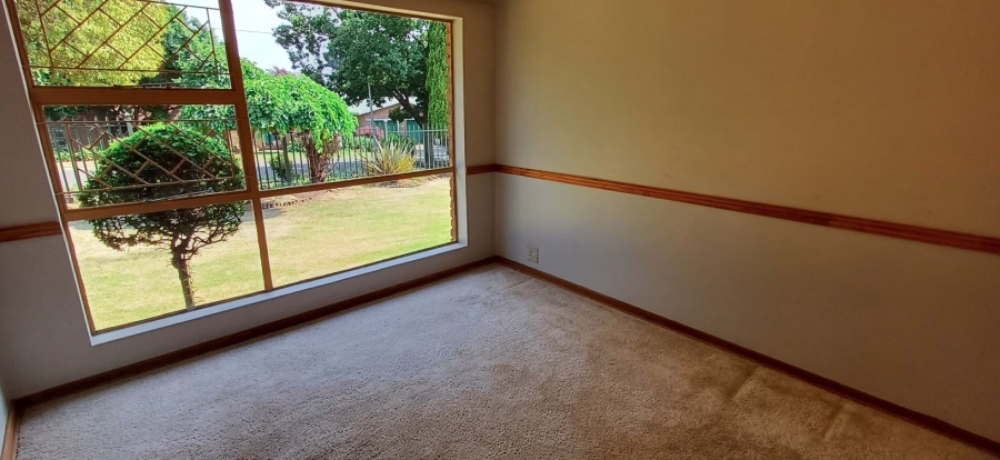 4 Bedroom Property for Sale in Panorama Free State